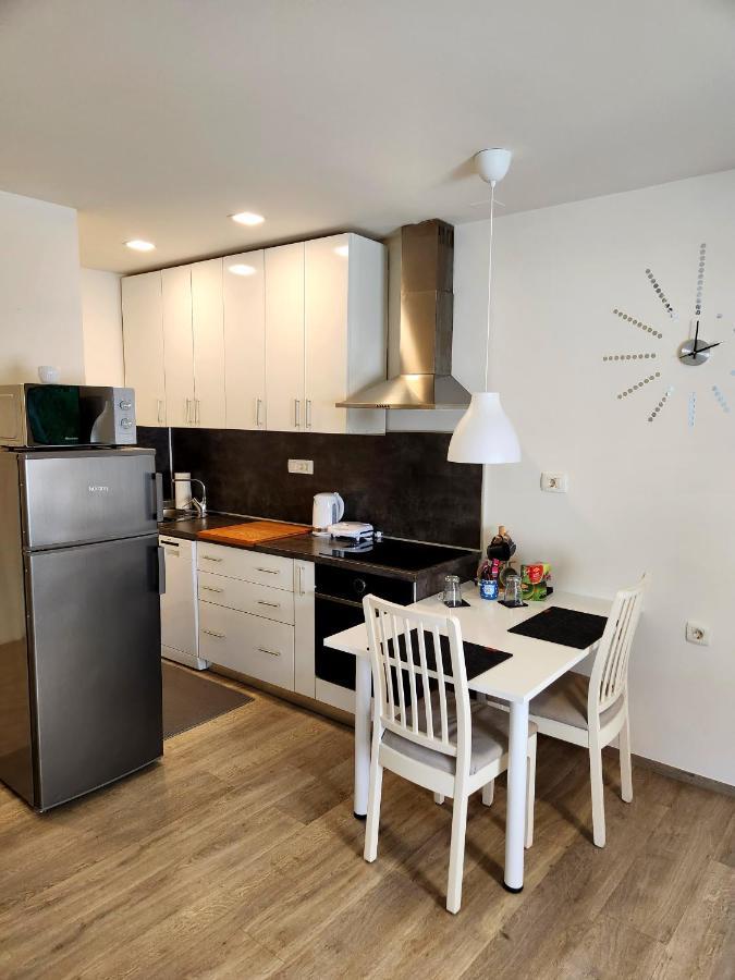 Studio Apartma V8 Марибор Екстериор снимка