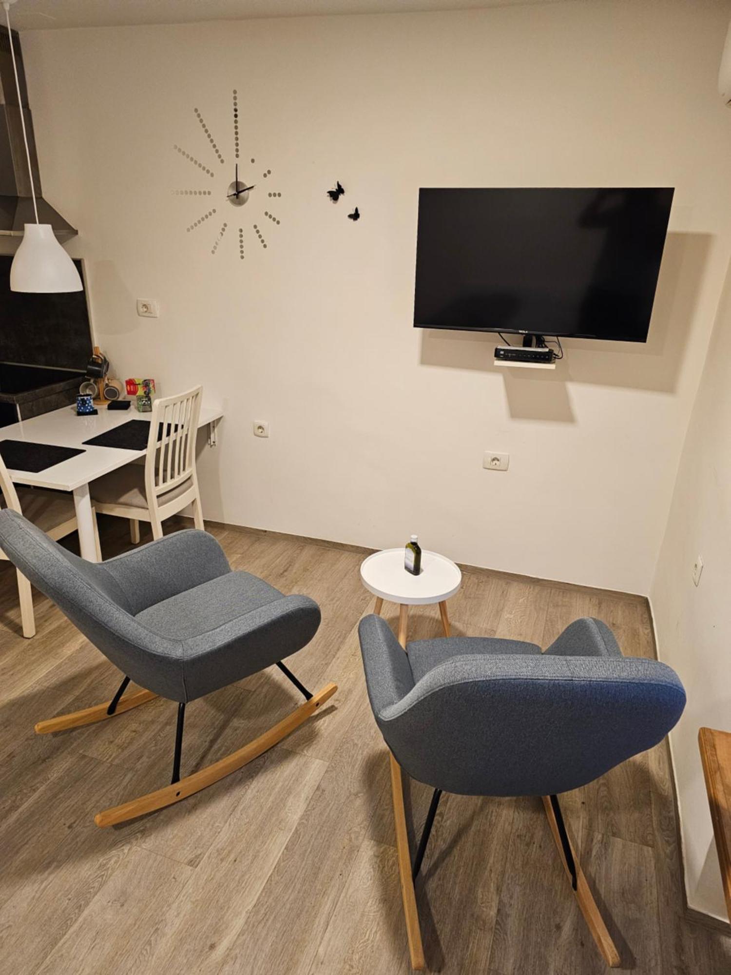 Studio Apartma V8 Марибор Екстериор снимка